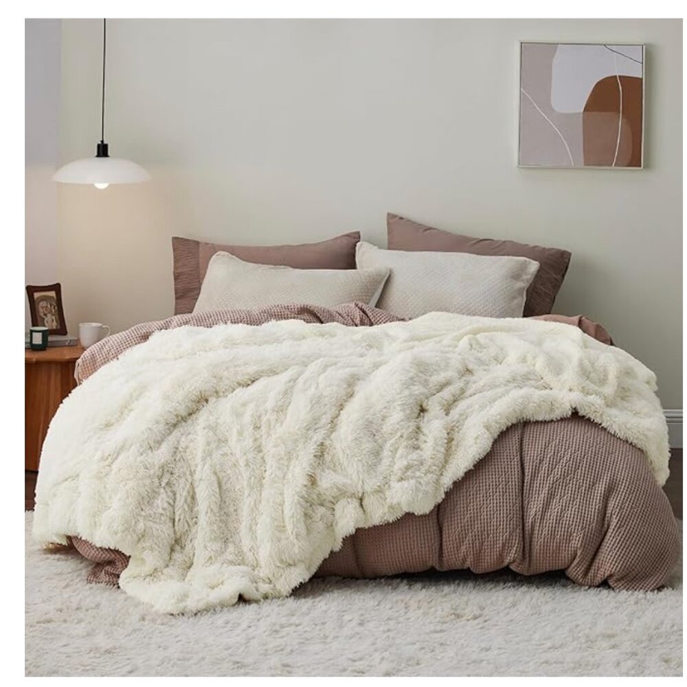 Fluffy Cream Large Blanket for Bed, Thick Soft Sherpa Faux fur ivory